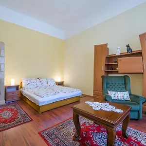 stupendous-apartment.inbudapesthotels.com/